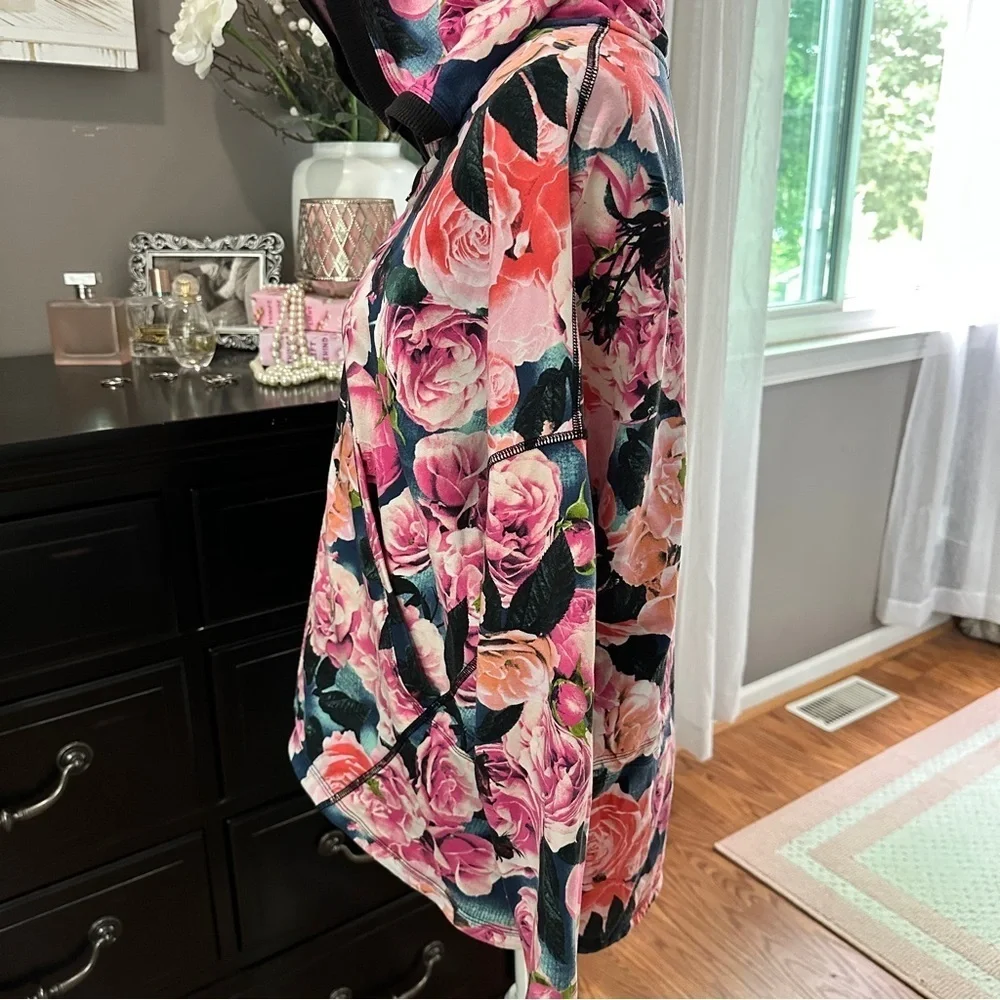 Lululemon Scuba Hoodie II Oversized Floral Rose Print Full Zip Size 6 ⭐️Rare⭐️